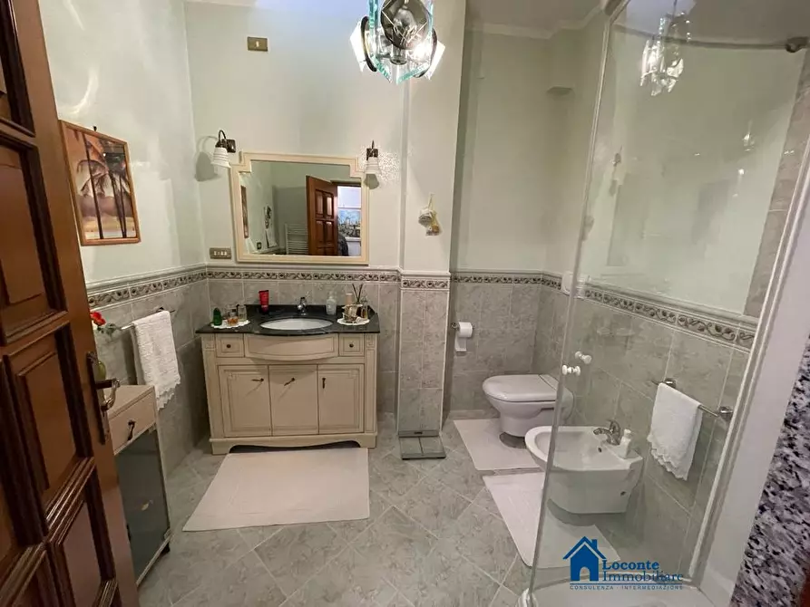 Immagine 10 di Casa indipendente in vendita  a Cellamare