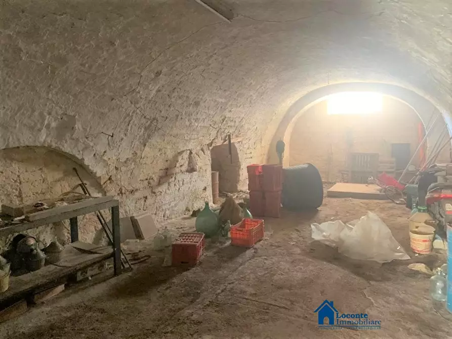 Immagine 6 di Casa indipendente in vendita  a Capurso