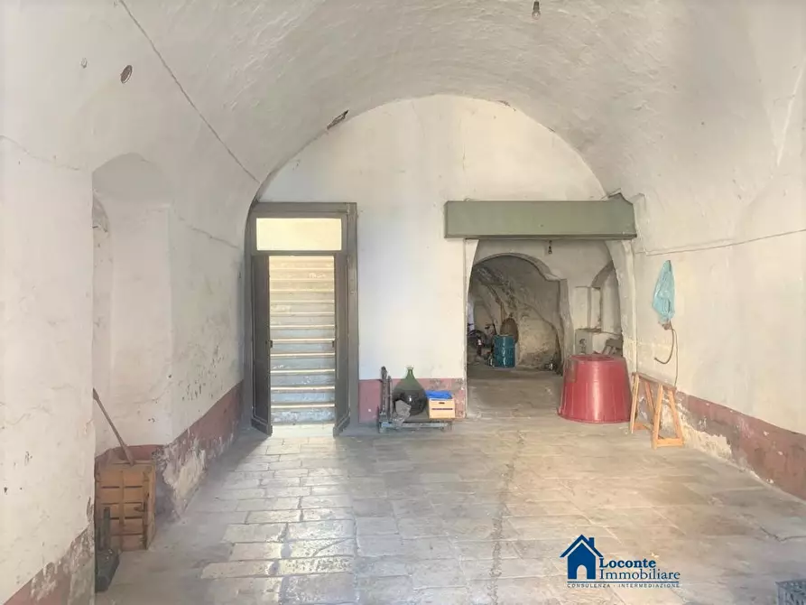 Immagine 9 di Casa indipendente in vendita  a Capurso