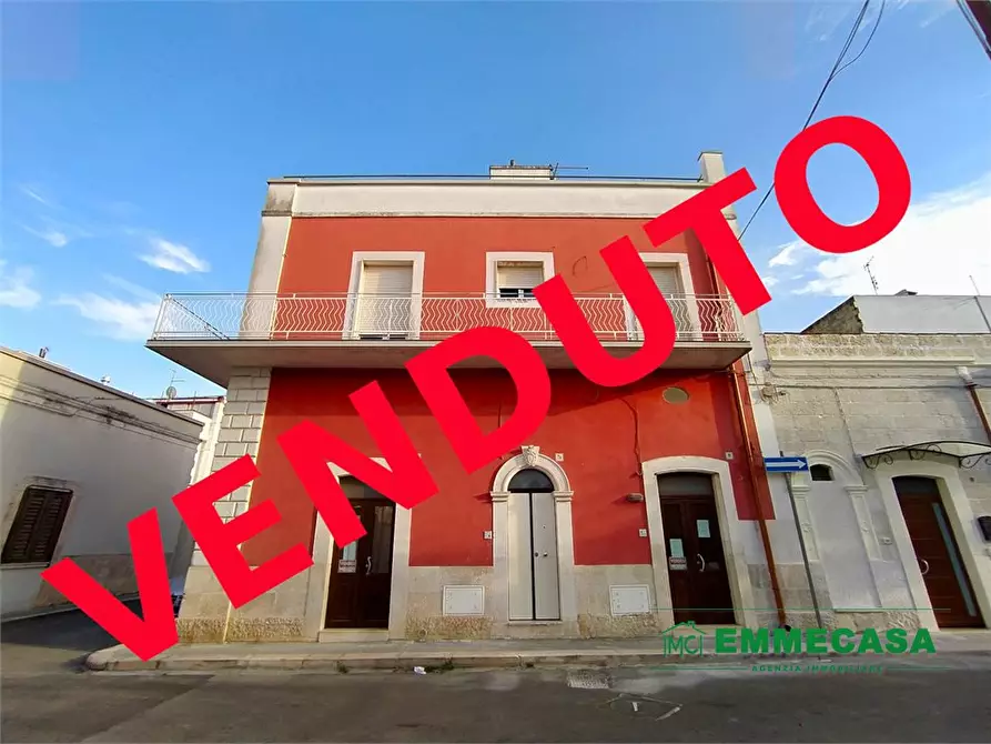 Immagine 1 di Villa in vendita  a Adelfia