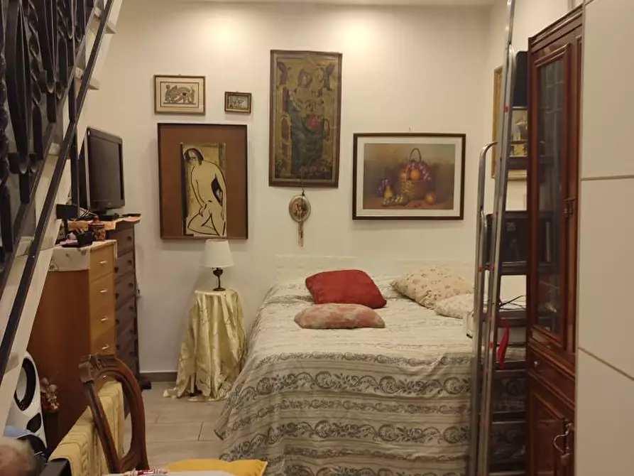 Immagine 9 di Villa in vendita  a Triggiano