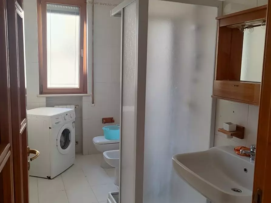 Immagine 5 di Villa in vendita  a Bari