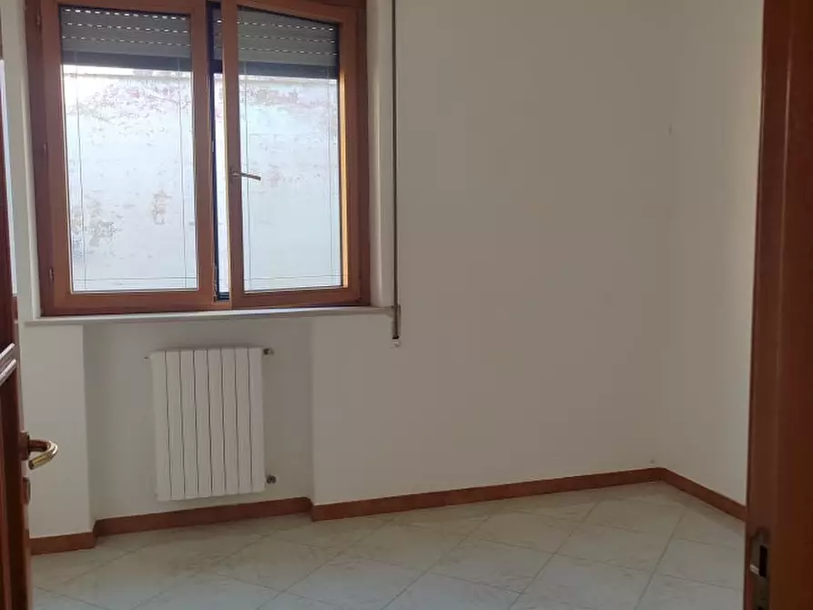 Immagine 6 di Villa in vendita  a Bari