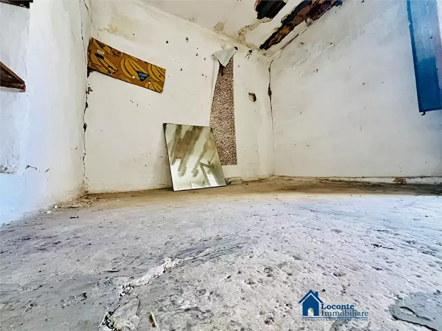 Immagine 6 di Casa indipendente in vendita  a Capurso