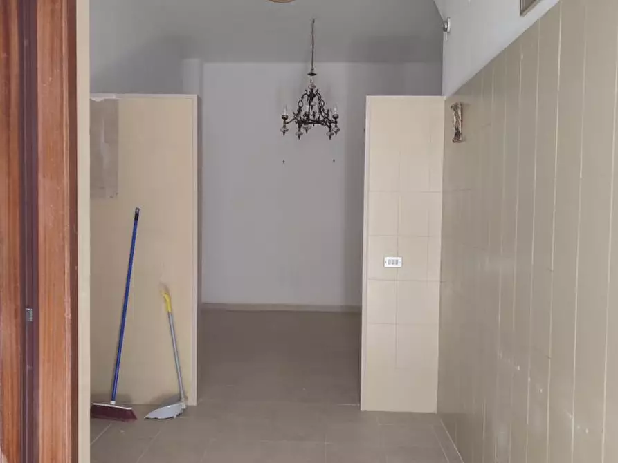 Immagine 4 di Villa in vendita  a Mola Di Bari