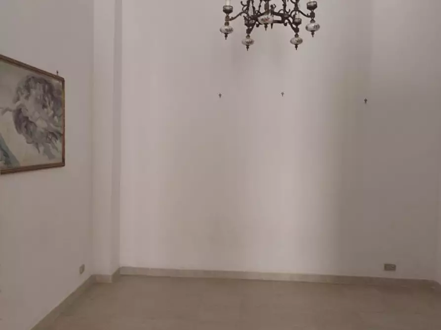 Immagine 1 di Villa in vendita  a Mola Di Bari