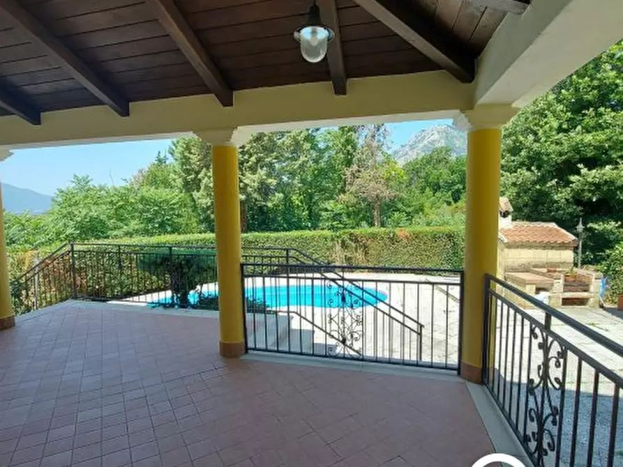 Immagine 7 di Villa in vendita  26 a Montesarchio