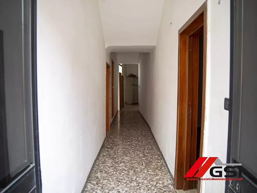 Immagine 6 di Villa in vendita  8 a San Michele Salentino