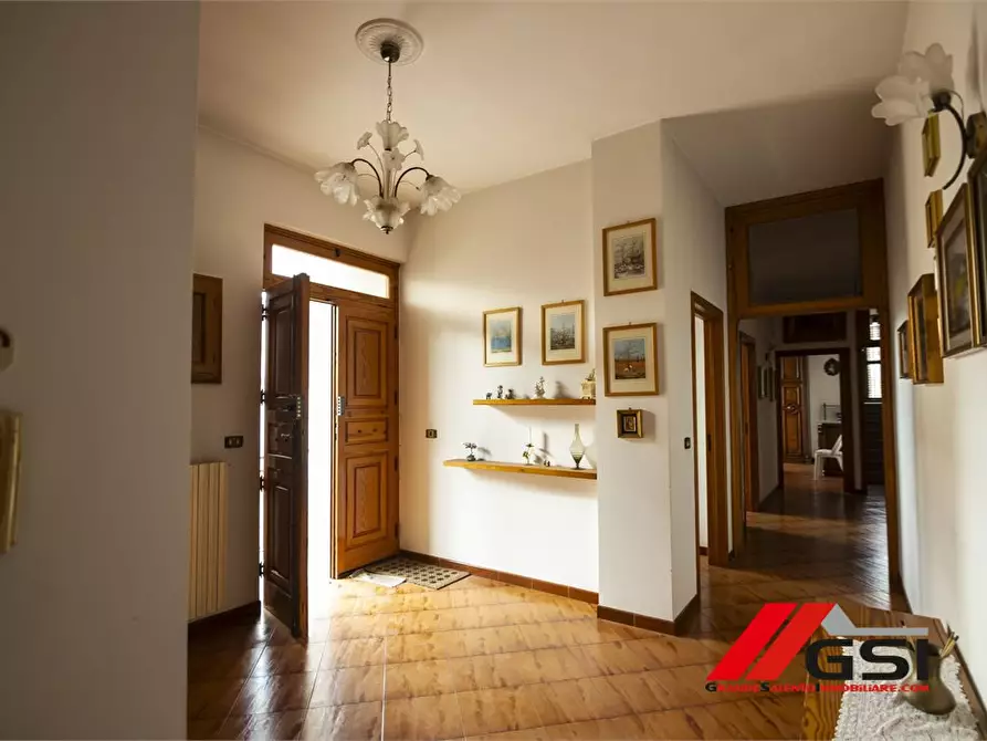 Immagine 9 di Villa in vendita  5a a San Michele Salentino