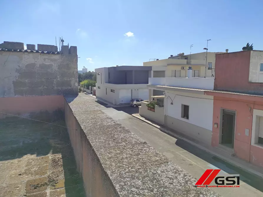 Immagine 7 di Villa in vendita  10 a San Michele Salentino