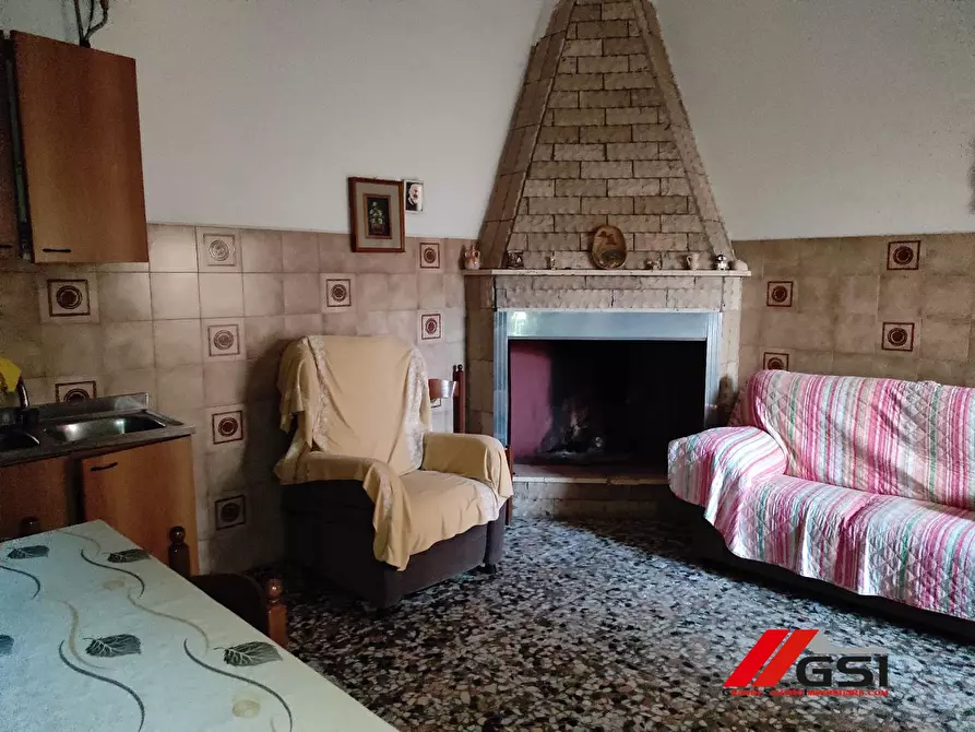 Immagine 4 di Villa in vendita  10 a San Michele Salentino