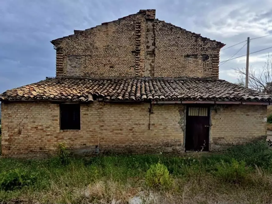 Immagine 5 di Villa in vendita  a Bucchianico