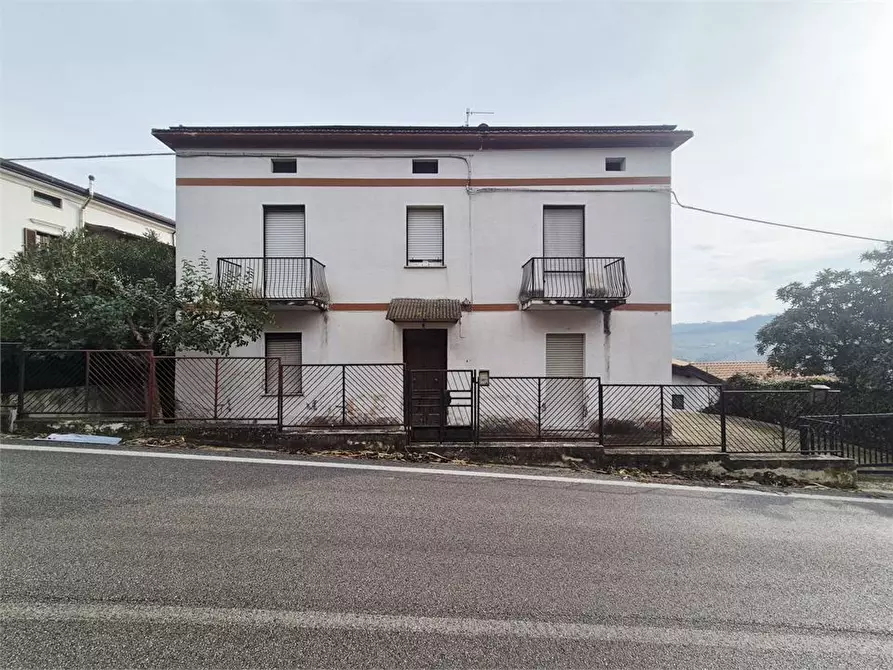 Immagine 2 di Villa in vendita  17 a Vacri