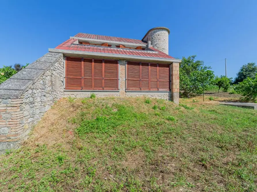 Immagine 5 di Villa in vendita  a Roccaspinalveti