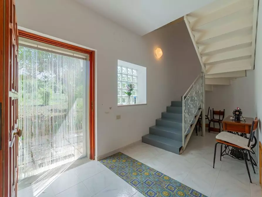 Immagine 7 di Villa in vendita  a Roccaspinalveti