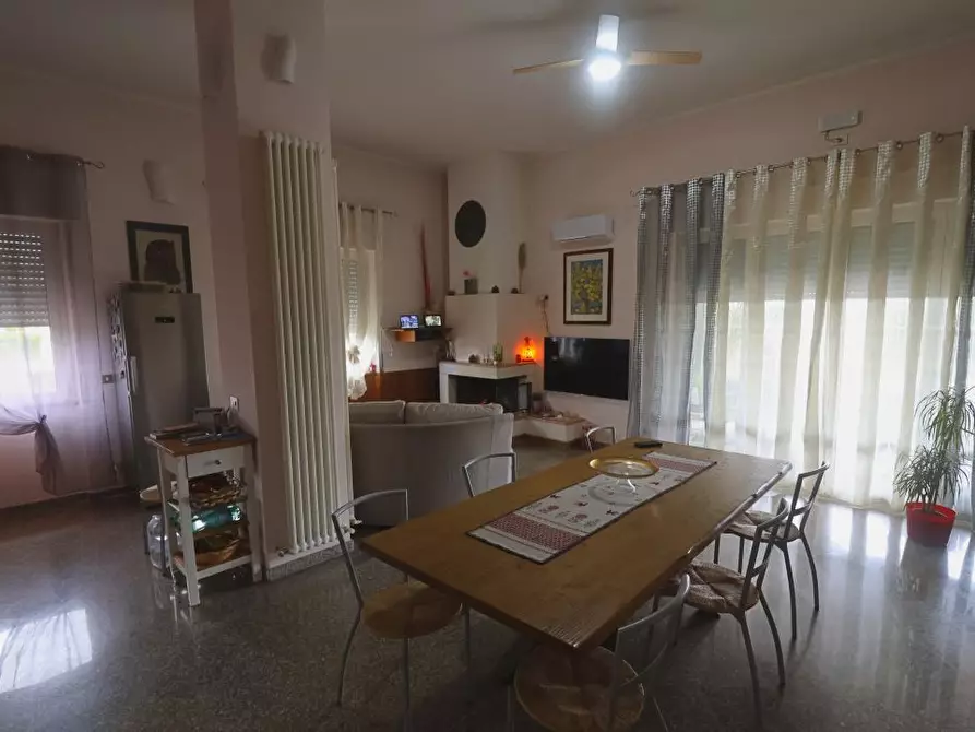 Immagine 7 di Villa in vendita  a Fara Filiorum Petri