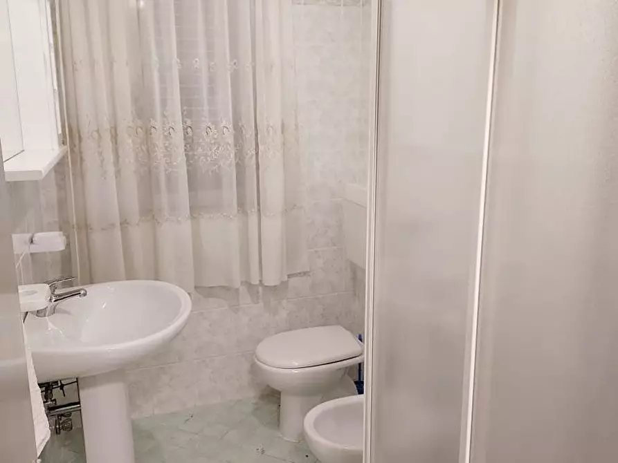 Immagine 10 di Villa in vendita  a Giuliano Teatino