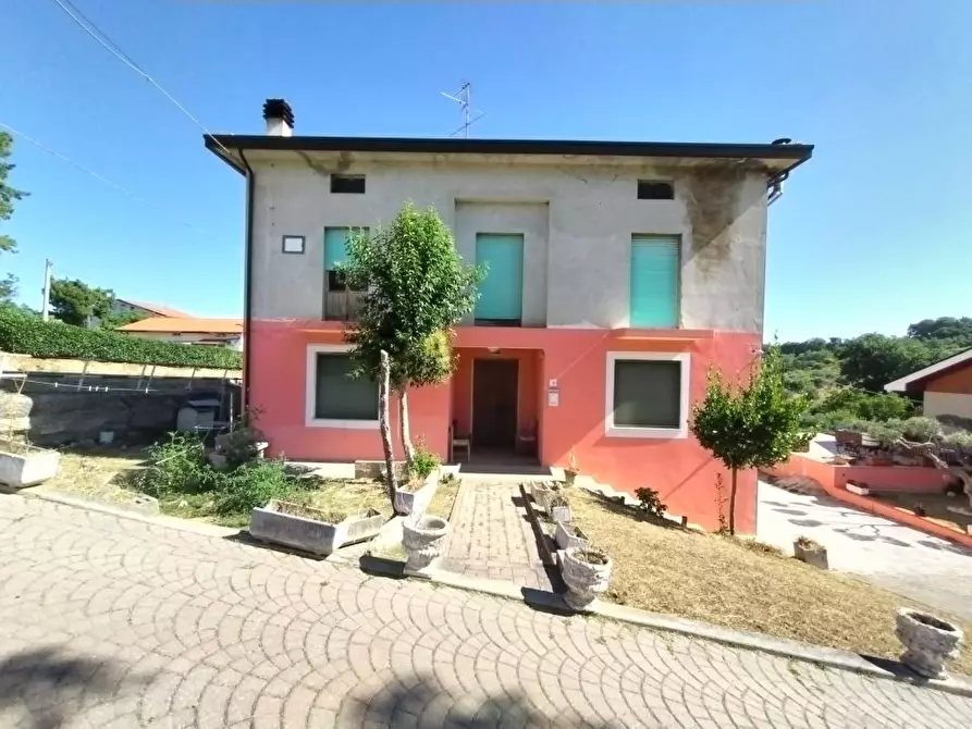 Immagine 7 di Villa in vendita  14 a Castel Frentano