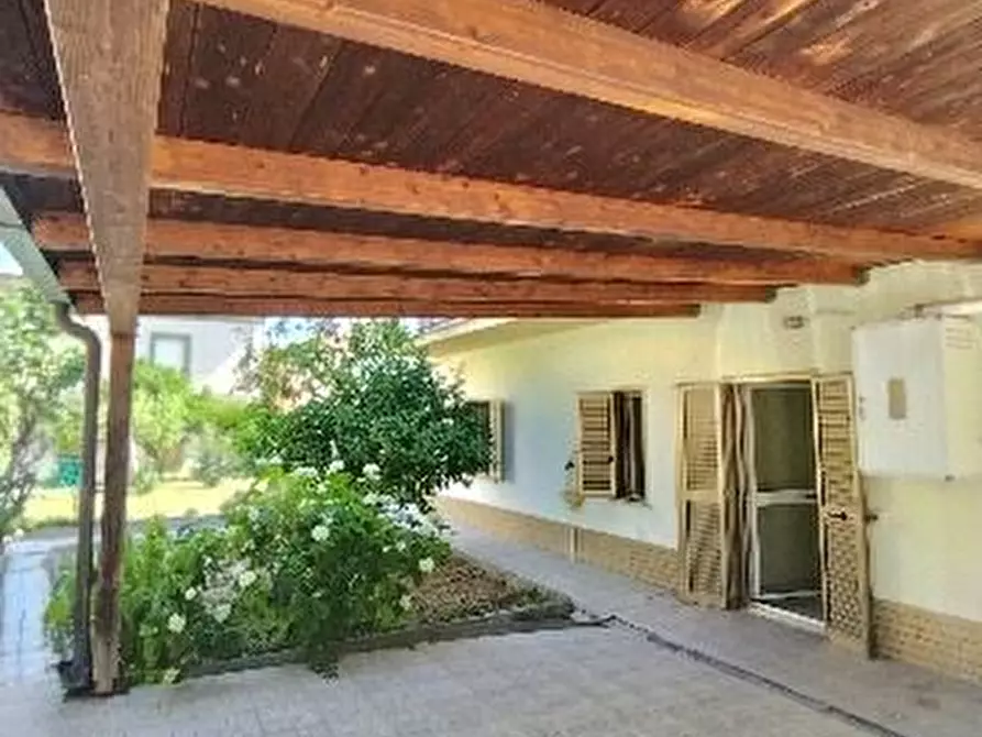 Immagine 10 di Villa in vendita  5 a Casalbordino