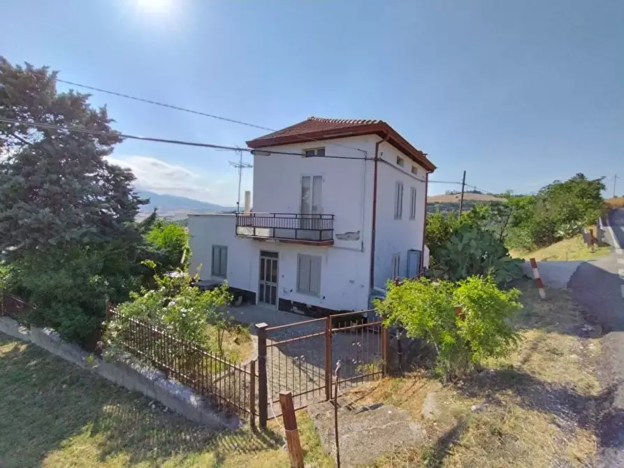 Immagine 9 di Villa in vendita  14 a Castel Frentano