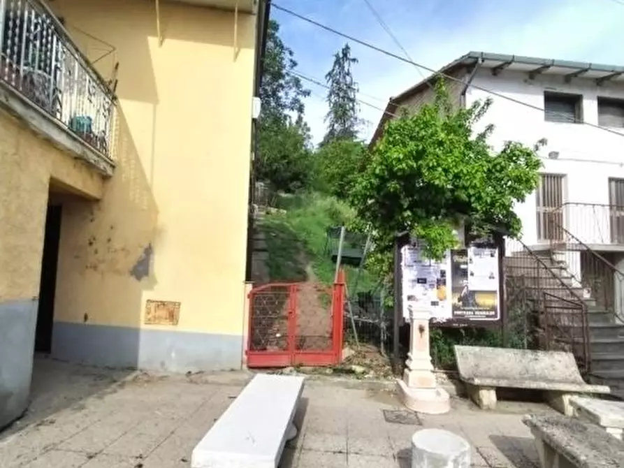 Immagine 10 di Villa in vendita  46 a Roccamontepiano