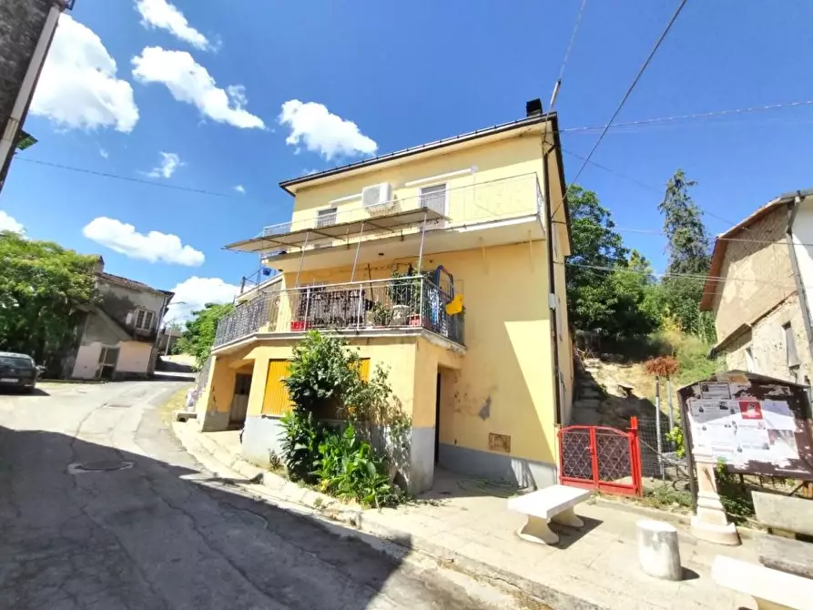 Immagine 5 di Villa in vendita  46 a Roccamontepiano