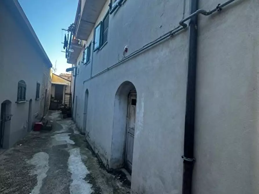 Immagine 8 di Villa in vendita  17 a Casoli