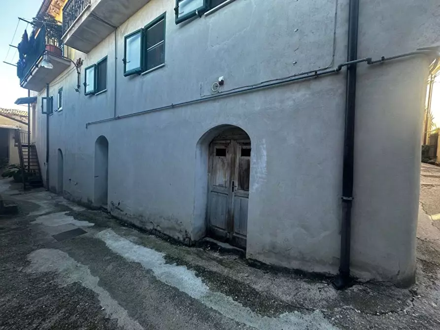Immagine 9 di Villa in vendita  17 a Casoli