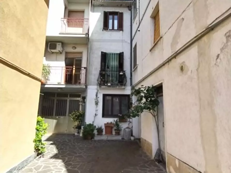Immagine 1 di Villa in vendita  108 a Lama Dei Peligni