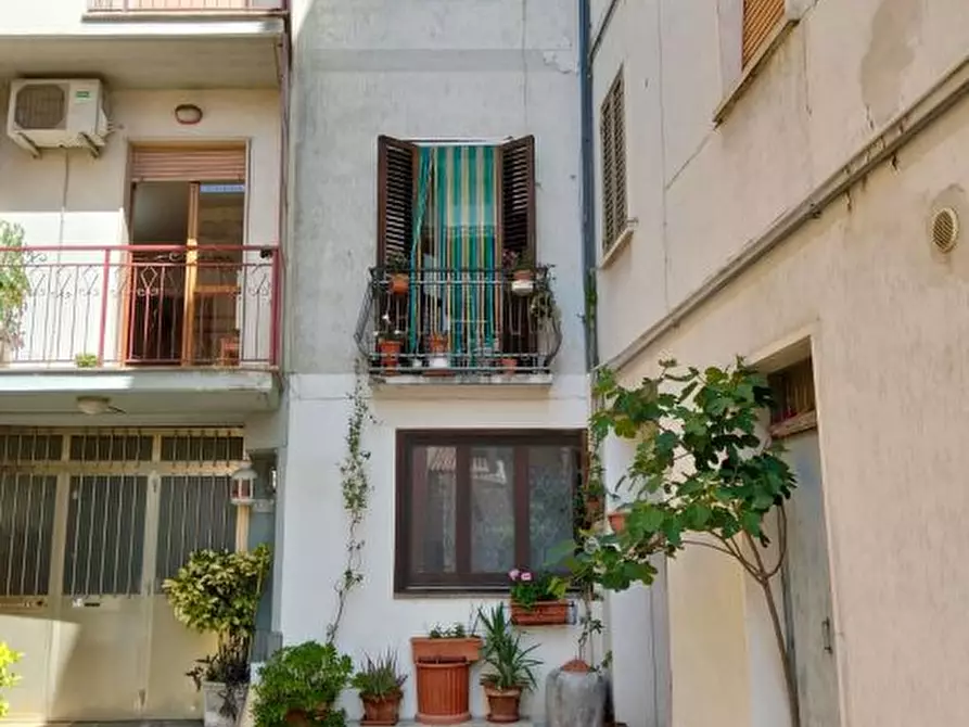 Immagine 2 di Villa in vendita  108 a Lama Dei Peligni