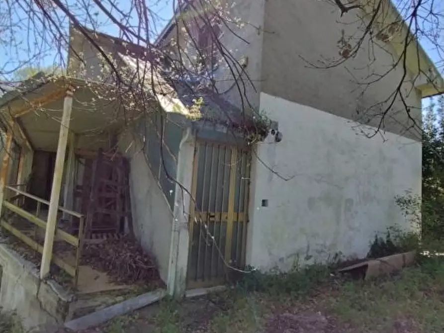 Immagine 6 di Villa in vendita  122 a Casoli