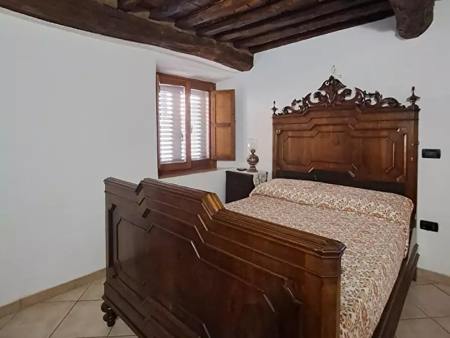 Immagine 6 di Villa in vendita  a Massarosa