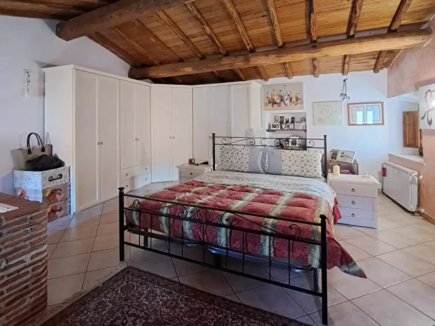 Immagine 3 di Villa in vendita  a Massarosa