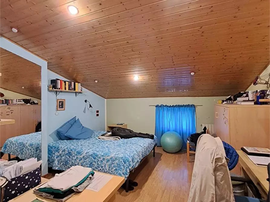 Immagine 6 di Villa in vendita  a Massarosa