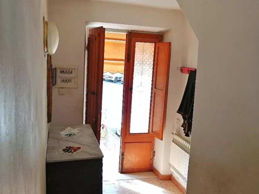 Immagine 4 di Villa in vendita  a Massarosa