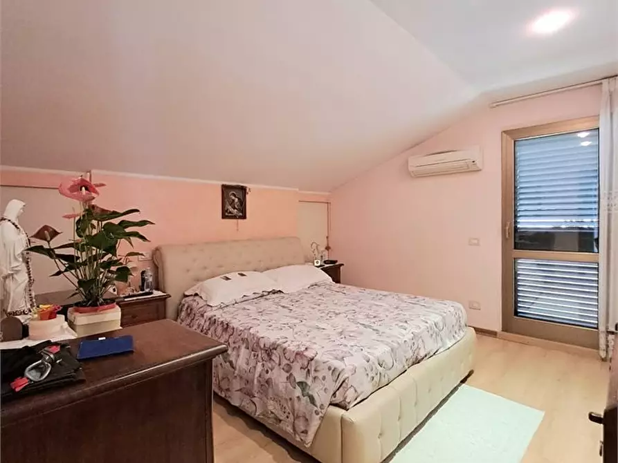 Immagine 5 di Villa in vendita  a Massarosa