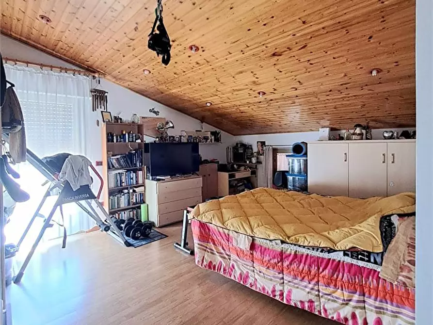 Immagine 7 di Villa in vendita  a Massarosa