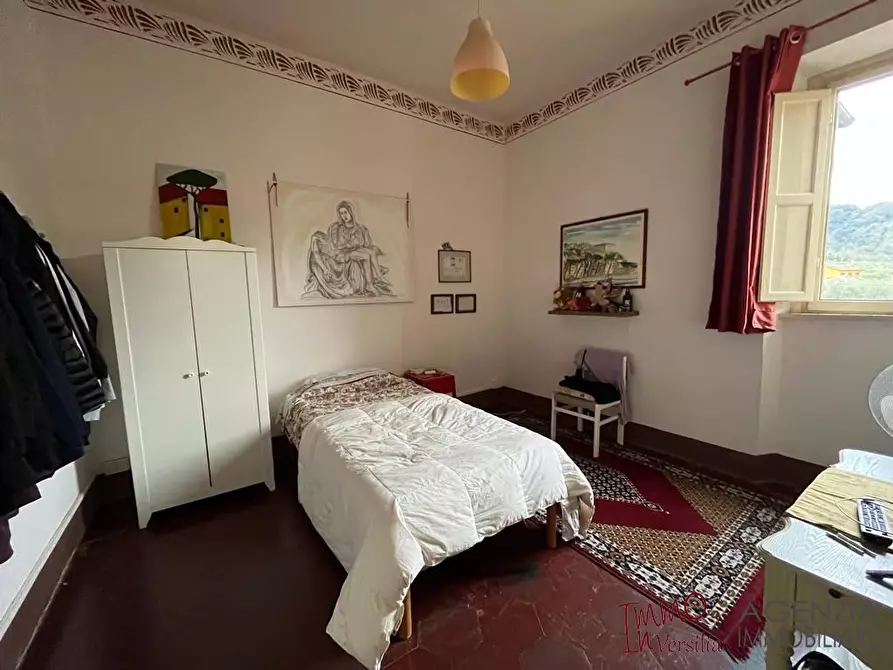 Immagine 6 di Villa in vendita  a Massarosa