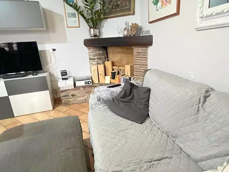 Immagine 8 di Villa in vendita  a Massarosa