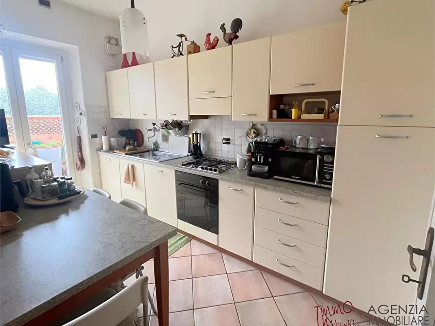 Immagine 6 di Villa in vendita  a Pietrasanta