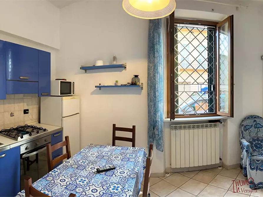 Immagine 4 di Villa in vendita  a Viareggio