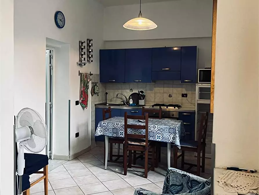 Immagine 5 di Villa in vendita  a Viareggio