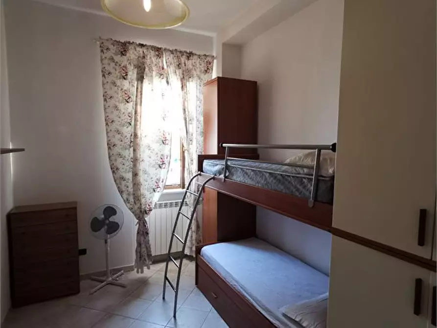 Immagine 8 di Villa in vendita  a Viareggio