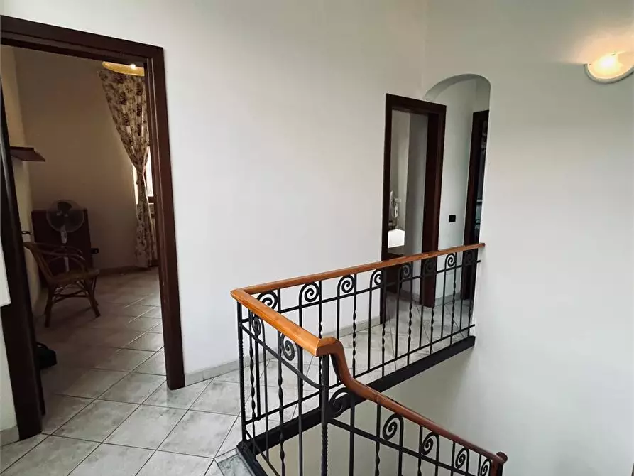 Immagine 9 di Villa in vendita  a Viareggio