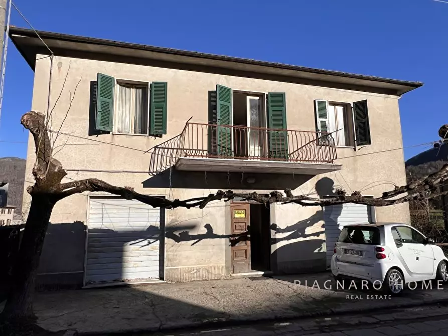 Immagine 1 di Casa indipendente in vendita  15 a Zeri