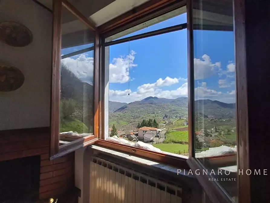 Immagine 7 di Casa indipendente in vendita  a Zeri