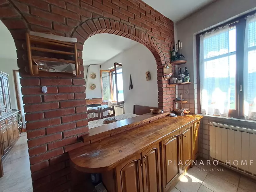 Immagine 3 di Casa indipendente in vendita  a Zeri