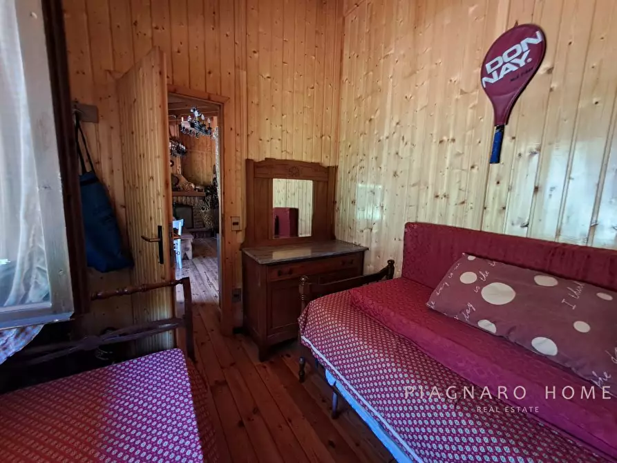 Immagine 8 di Casa indipendente in vendita  a Zeri