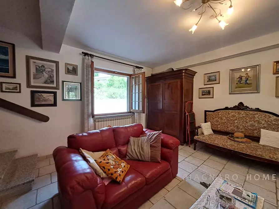 Immagine 10 di Casa indipendente in vendita  a Tresana