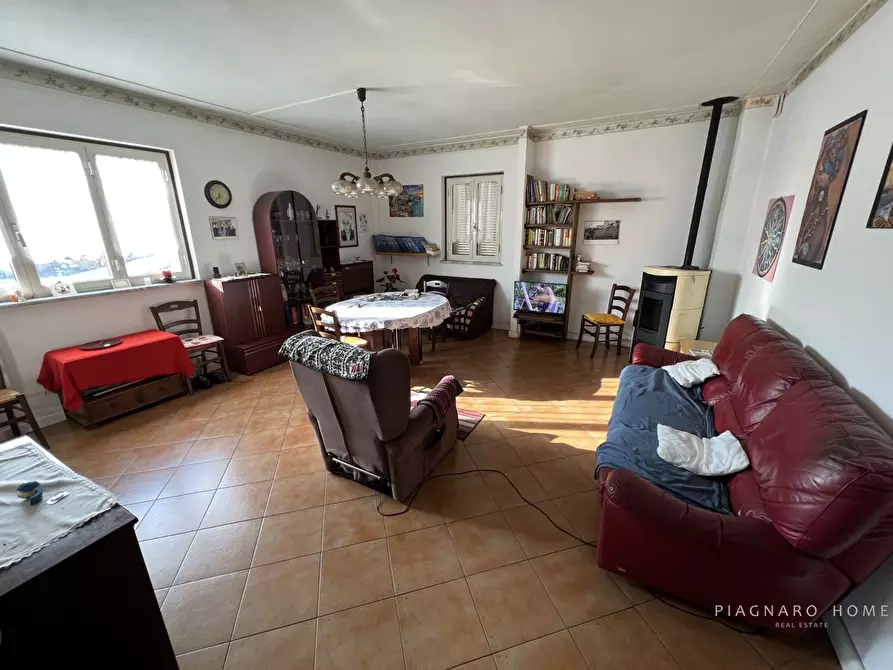 Immagine 4 di Casa indipendente in vendita  a Pontremoli